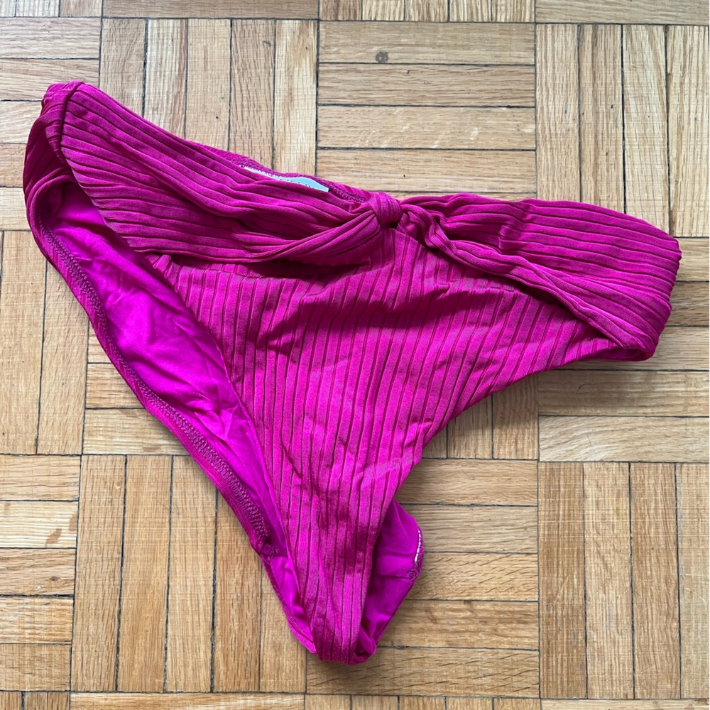 Bikini bottoms